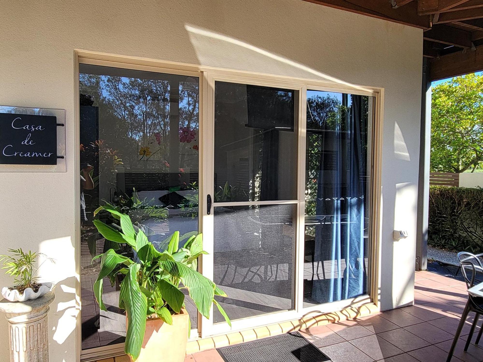 Beachside One Bedroom Flat Retreat Maroochydore Exterior foto
